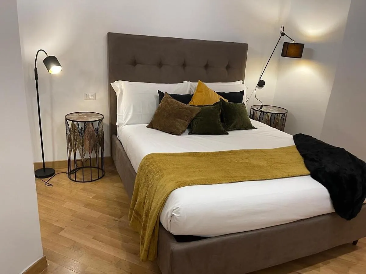 Colosseo Glam Miracle Suite Rome 0*,