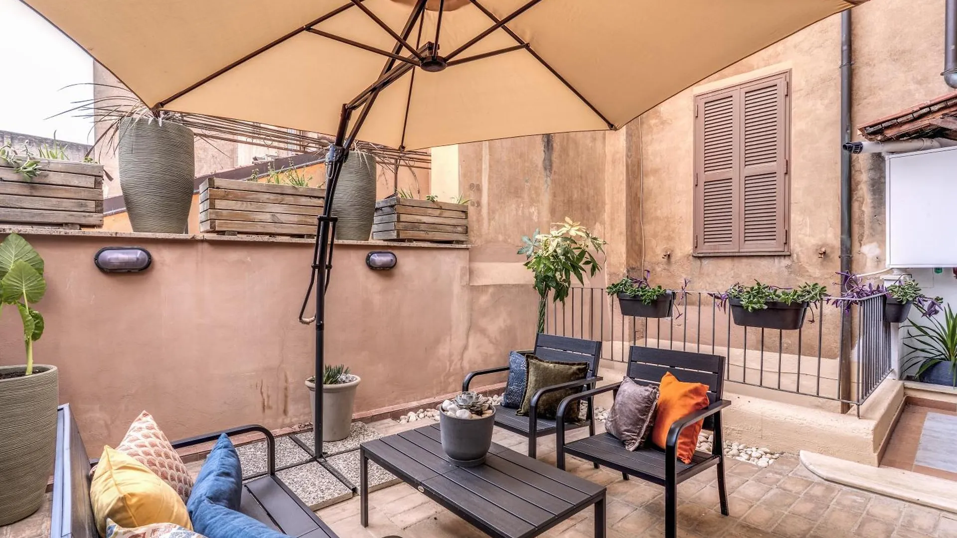 Colosseo Glam Miracle Suite Rome 0*,  Italy